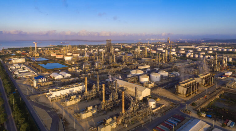 Refineria de Cartagena disminuira 20155 toneladas de CO2 en este