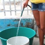 Se reanuda el suministro de agua potable Cartagena aun enfrenta