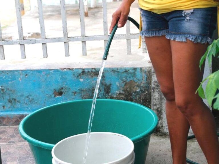 Se reanuda el suministro de agua potable Cartagena aun enfrenta