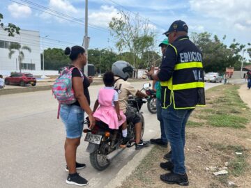Transito de Cartagena advierte a padres sobre los peligros de