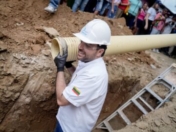 Comienza la construccion del sistema de alcantarillado sanitario en El