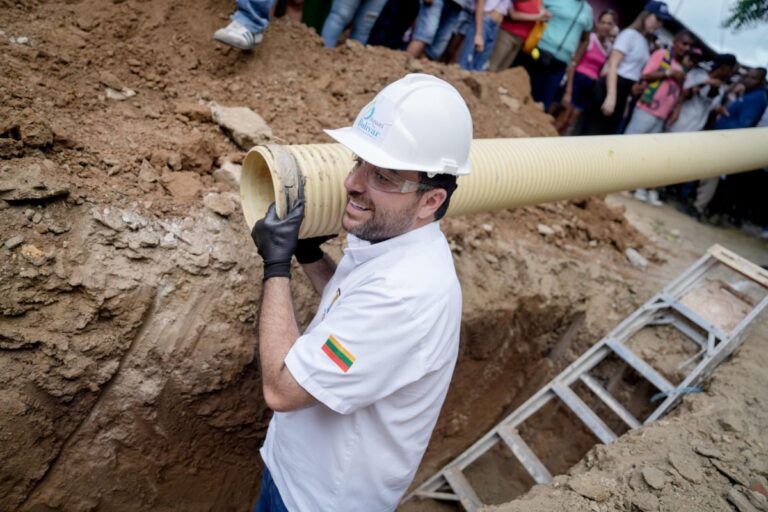 Comienza la construccion del sistema de alcantarillado sanitario en El
