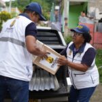 Entrega de ayudas humanitarias a damnificados en 36 barrios por