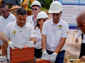Gobernacion reanuda la construccion de 300 viviendas en San Pablo