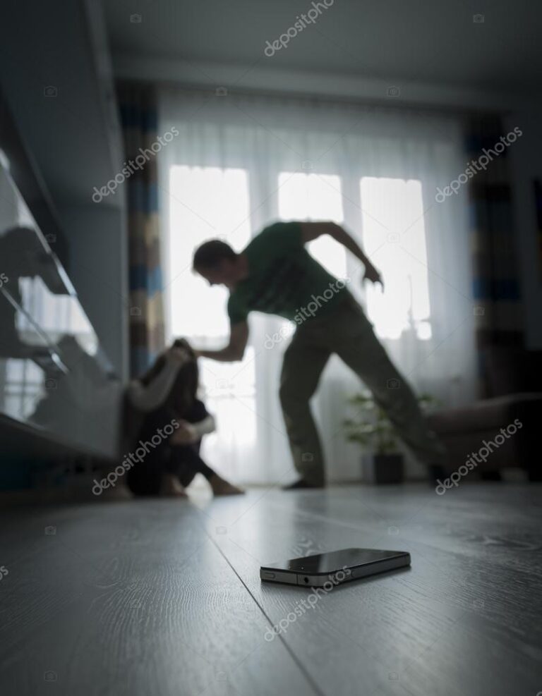 Gringo ataco fisicamente a la presidente de la Junta de