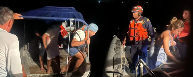 Ocho personas fueron rescatadas en alta mar en el Golfo. ARMADA DE COLOMBIA RESCATA A OCHO PERSONAS A LA DERIVA EN EL GOLFO DE MORROSQUILLO 2 e17