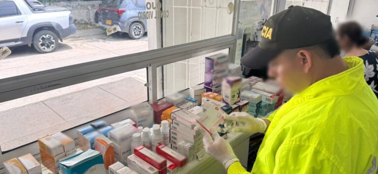 Se incautaron 17951 unidades de medicamentos en una vivienda de