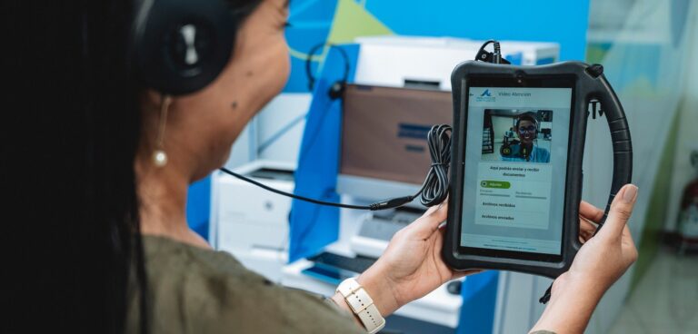 1751474739 ICONTEC otorgo un reconocimiento especial a Aguas de Cartagena por