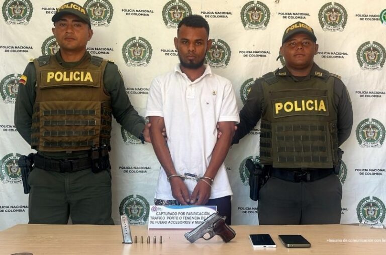 Con medida de aseguramiento arrestan a presunto extorsionista de comerciante