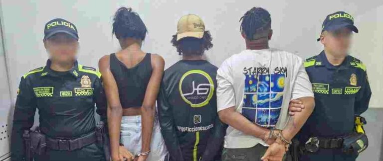 Detenidos en un vehiculo con un arma de fuego y