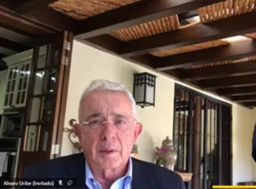 Alvaro Uribe enfrentara 12 anos de prision domiciliaria una multa