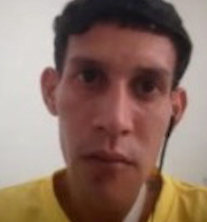 Cuatro hombres condenados a prision por porte ilegal de arma