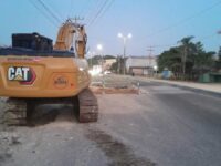Debido a una fuga en la tuberia de agua potable
