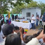 El gobernador Arana inaugura el sistema de alcantarillado en el