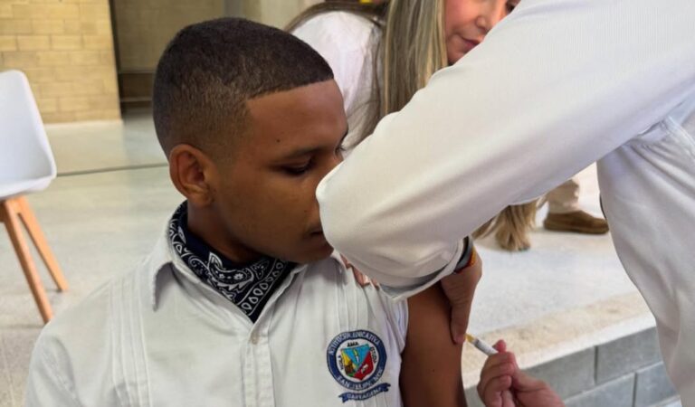 En instituciones educativas de Cartagena, comienza el plan piloto contra el dengue