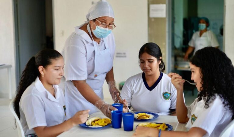 En septiembre comienzan las obras para la construcción de comedores escolares en cuatro municipios de Bolívar
