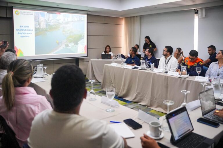 Gobernacion presenta el proyecto de recuperacion de El Laguito en