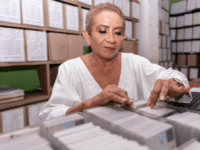 Horarios de atencion extendidos para la entrega de documentos en