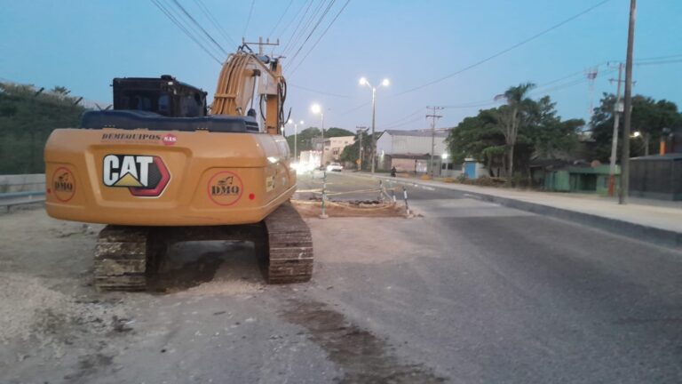 Nueva fuga en la tuberia del acueducto en Mamonal Aguas