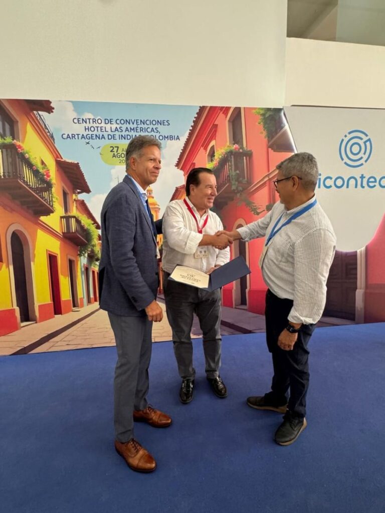 Reconocimiento de ICONTEC para el Gerente de Aguas de Cartagena