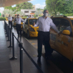 Turistas pueden ahora pagar con datafono por el servicio de