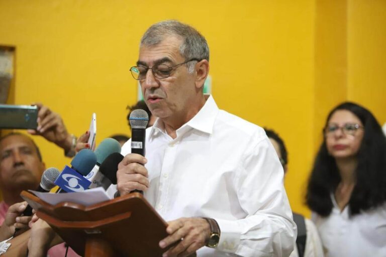 William Dau enfrento su prueba de novato la Procuraduria confirmo