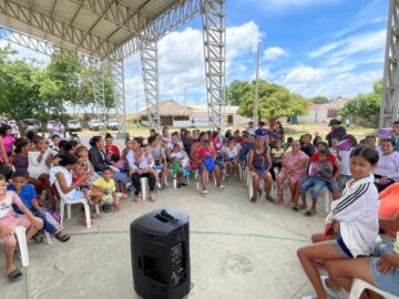 Participacion activa de la Gobernacion en la jornada de reparacion