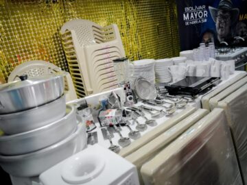 Proporcionan dotacion a los Centros de Vida en Clemencia y