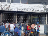 Venezolano muerto y otro herido dentro de un vehiculo en