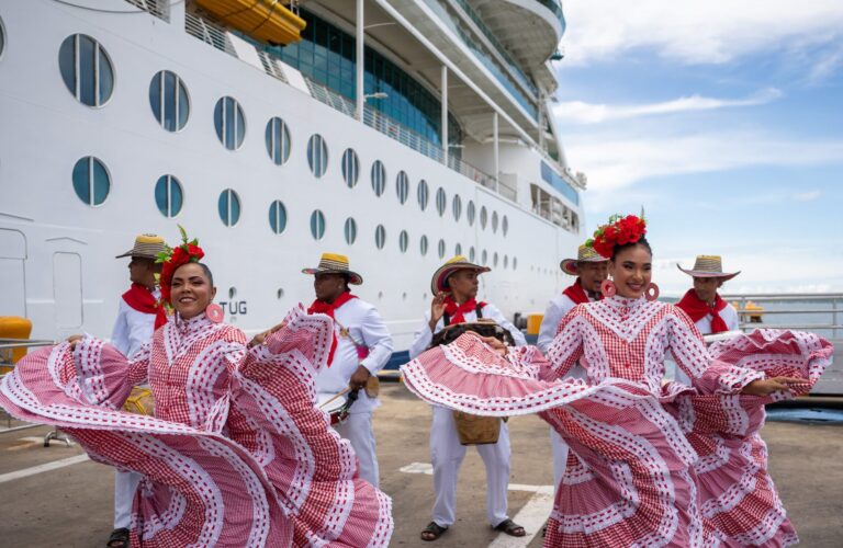1760321131 Inician los embarques de Royal Caribbean desde Cartagena