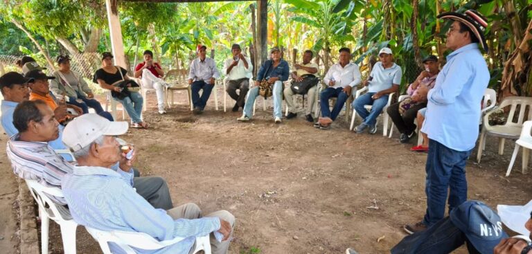 1761105924 Jose Luis Cock Echavez precandidato a la Camara por Bolivar