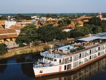 AmaMelodia El Segundo Crucero Turistico que Navega por el Rio
