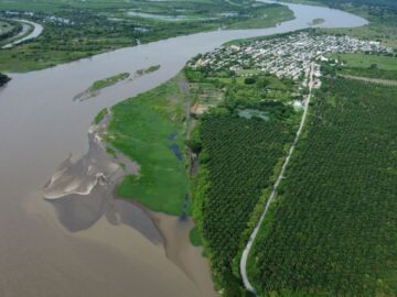 Avance en las obras de proteccion en la carretera Rio