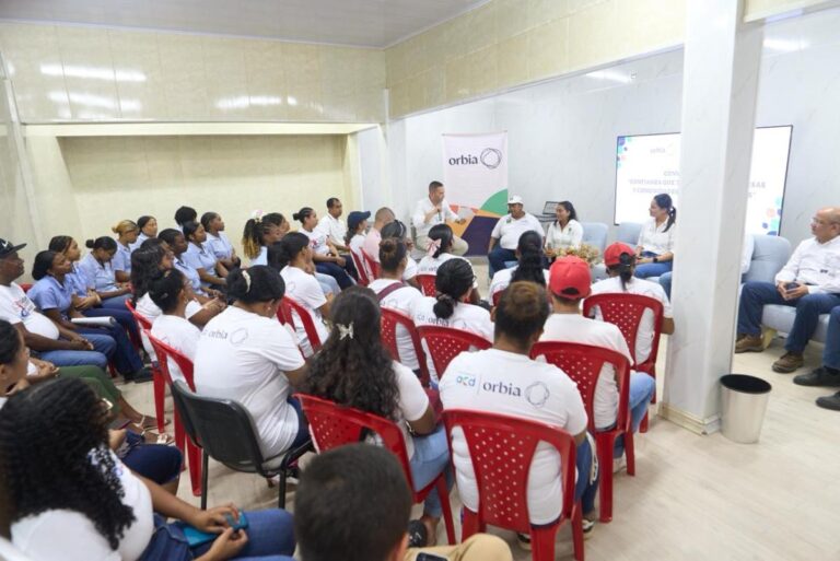 Compromiso por la transparencia y el desarrollo entre empresas y