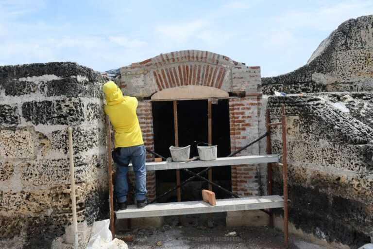 Escuela Taller realiza labores de conservacion en Bienes de Interes