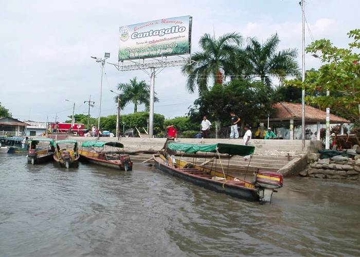 Nulidad de la Resolucion que establecio nueva plantilla de personal