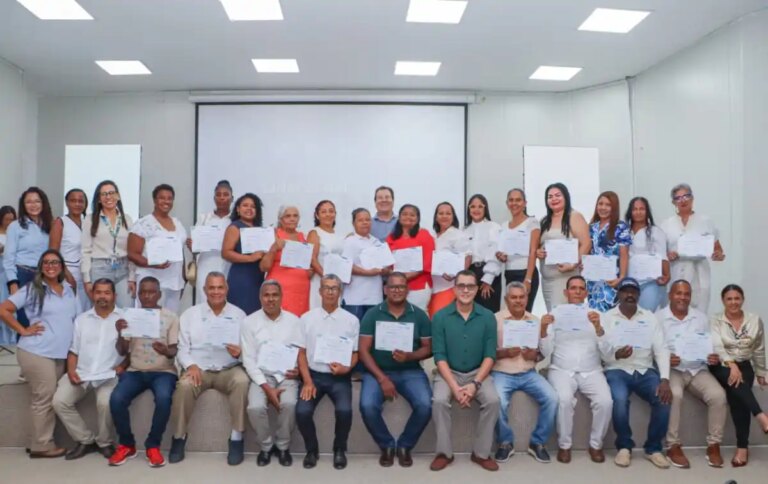 Con exito concluye el primer diplomado del Programa Civis Lab