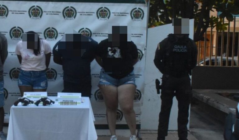 Detienen en Cartagena a cuatro personas por extorsión.