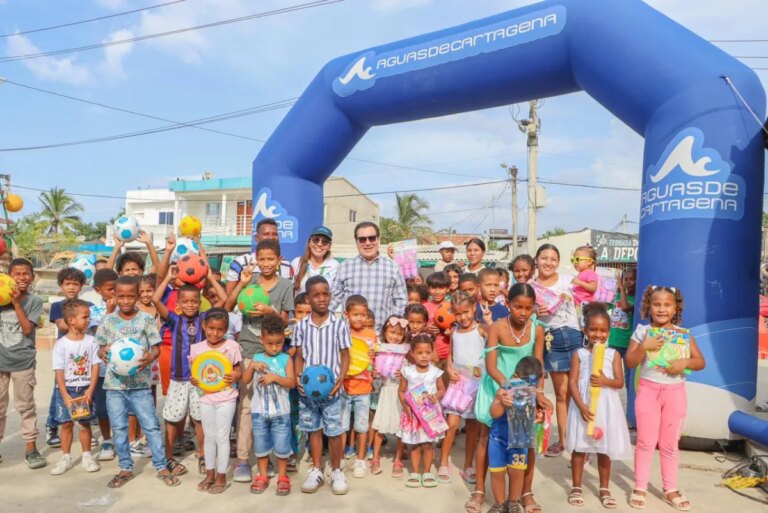 Aguas de Cartagena comparte la magia de la Navidad con