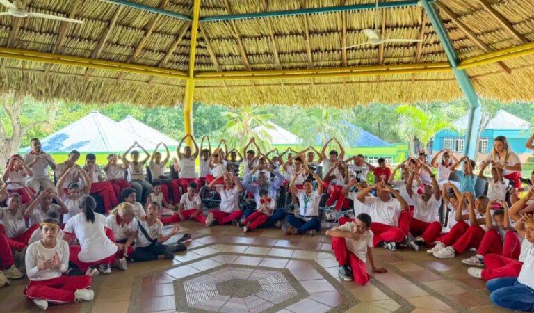 Aguas de Cartagena se unió a la jornada navideña que benefició a niños con discapacidad