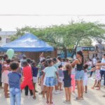 Comedor escultura y aguinaldos regalos de Aguas de Cartagena a