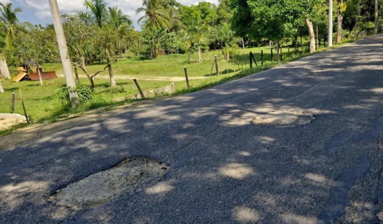 Comienzan trabajos de mejora en una importante vía del norte de Bolívar