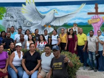 Comunidad de Norosi dona un mural para su integracion al