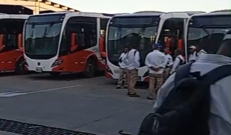 Crisis en el servicio de Transcaribe: Conductores de Cartagena Complementaria paralizan labores por impagos.