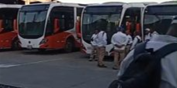 Despidieron a conductores de Transcaribe por exigir el pago de