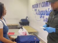 Detenida mula del narcotrafico en el aeropuerto con cocaina mientras