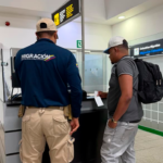 Detienen a dominicano que se hacia pasar por colombiano con