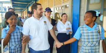 En San Estanislao de Kostka el gobernador de Bolivar inauguro