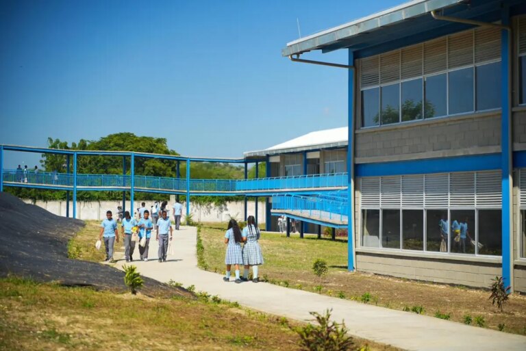 Estudiantes de 2 municipios del sur de Bolivar comenzaran clases