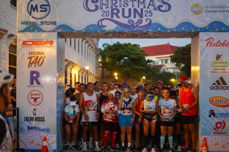 Gran afluencia en la Christmas Run 2025